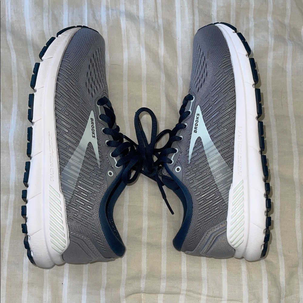 Brooks Charcoal and Navy Running Shoes - Picture 6 of 7